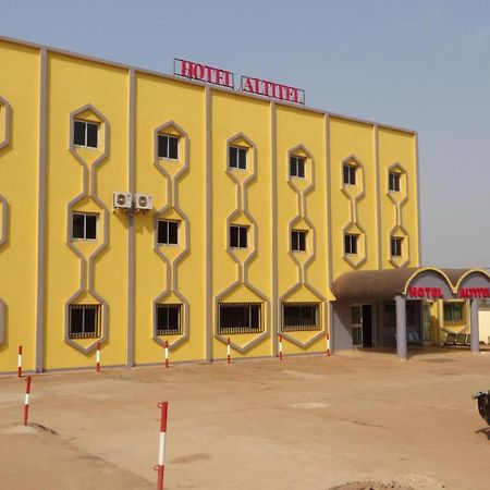 Hotel Altitel Bafoussam Экстерьер фото