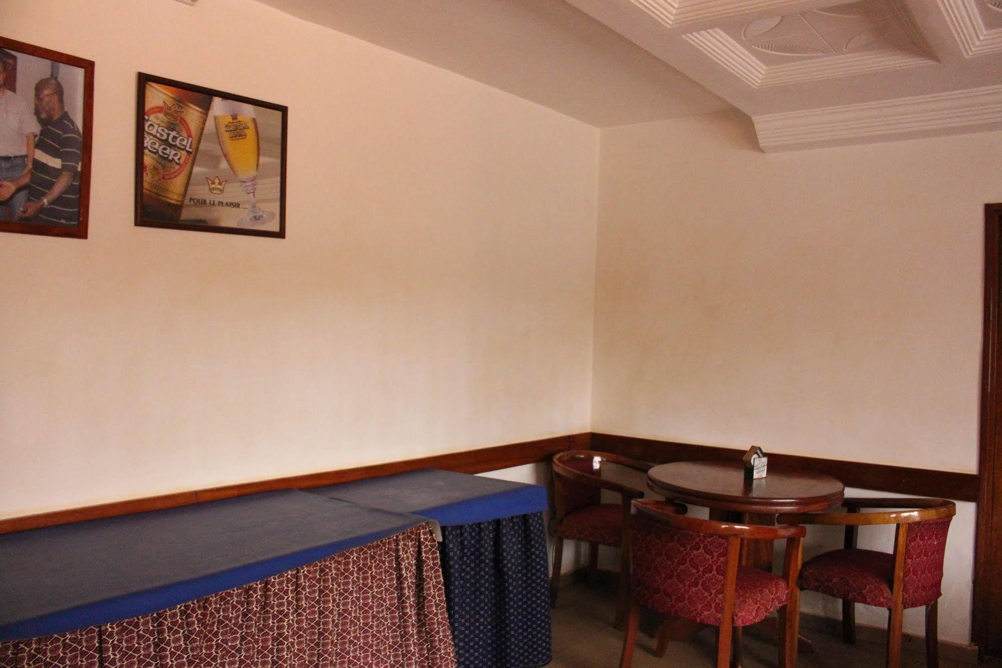 Hotel Altitel Bafoussam Экстерьер фото